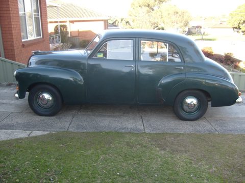48 Holden in Lebanon Green Met — Standard Sedan